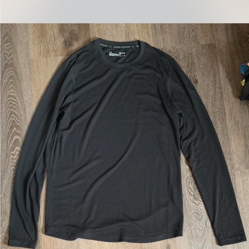 Under Armour Dark Gray Long Sleeve Athletic